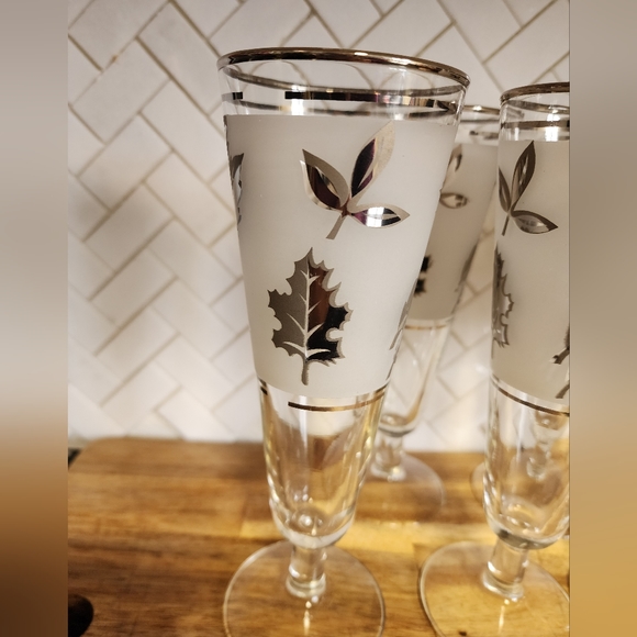 Vintage Libbey Silver Leaf Liquor Champagne Glasses (set of 7) - Picture 5 of 9